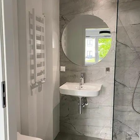 Apartman Enes Legnicka Street 59d